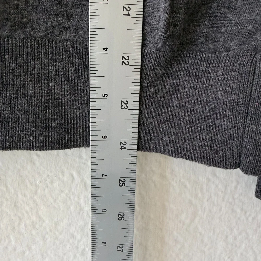UNIQLO 100% Cashmere Crew Neck Sweater Men's L Charcoal Gray Minimalist